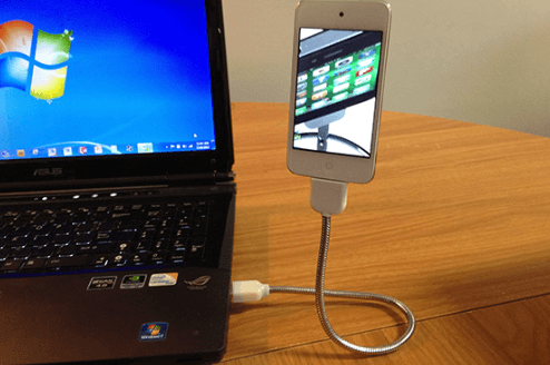 3 câbles USB Killer iPhone qui servent également de support -